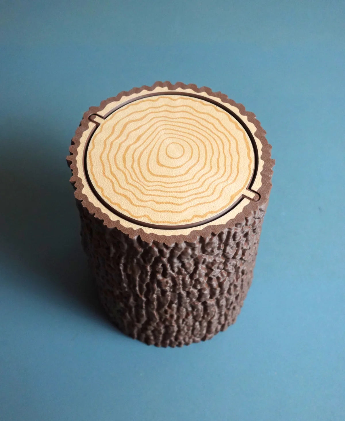 Tree Trunk Trash Can with Swing Lid (Wastebasket, Dustbin)