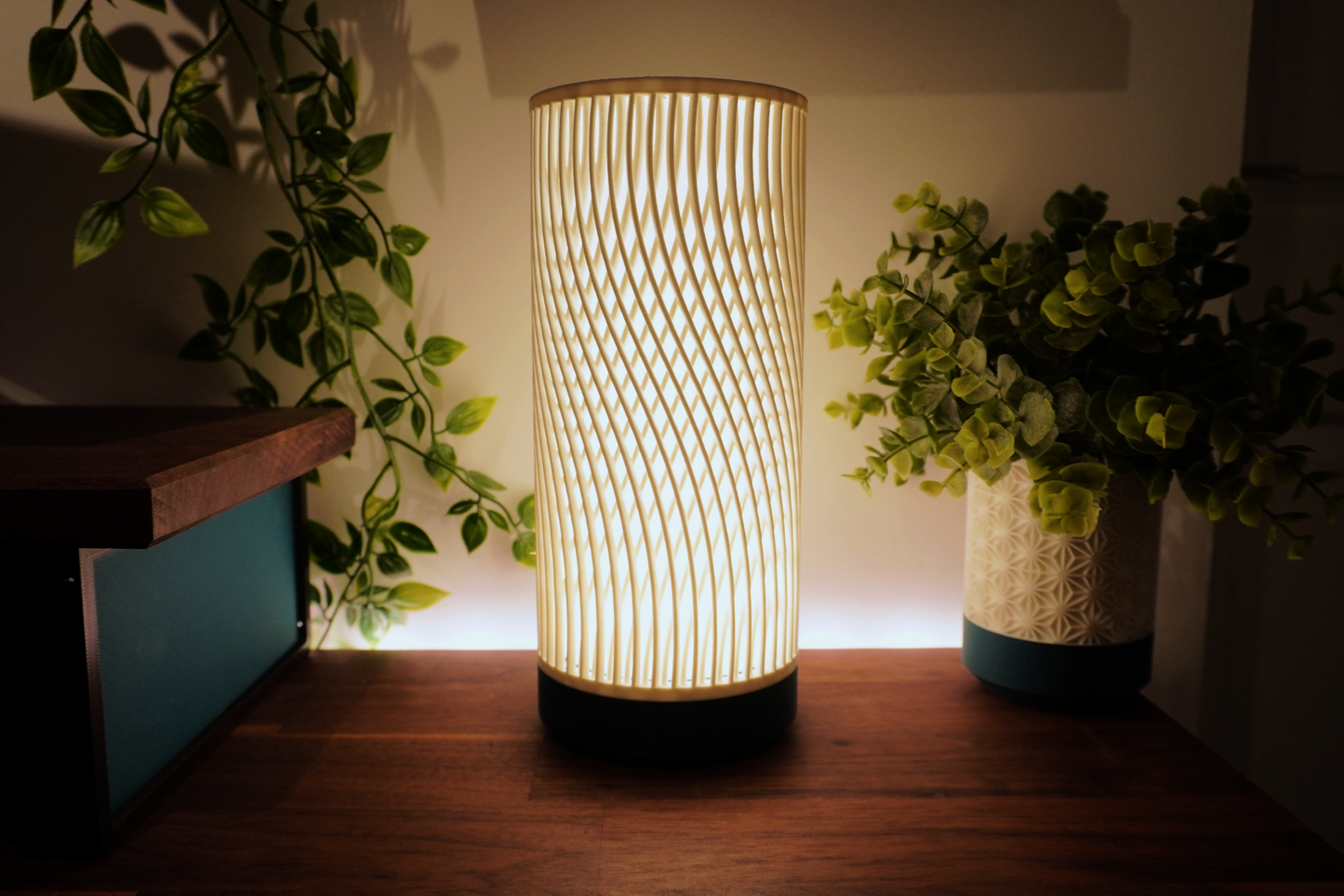 Parametric Smart Table Lamp – App Controlled (16M Colours)