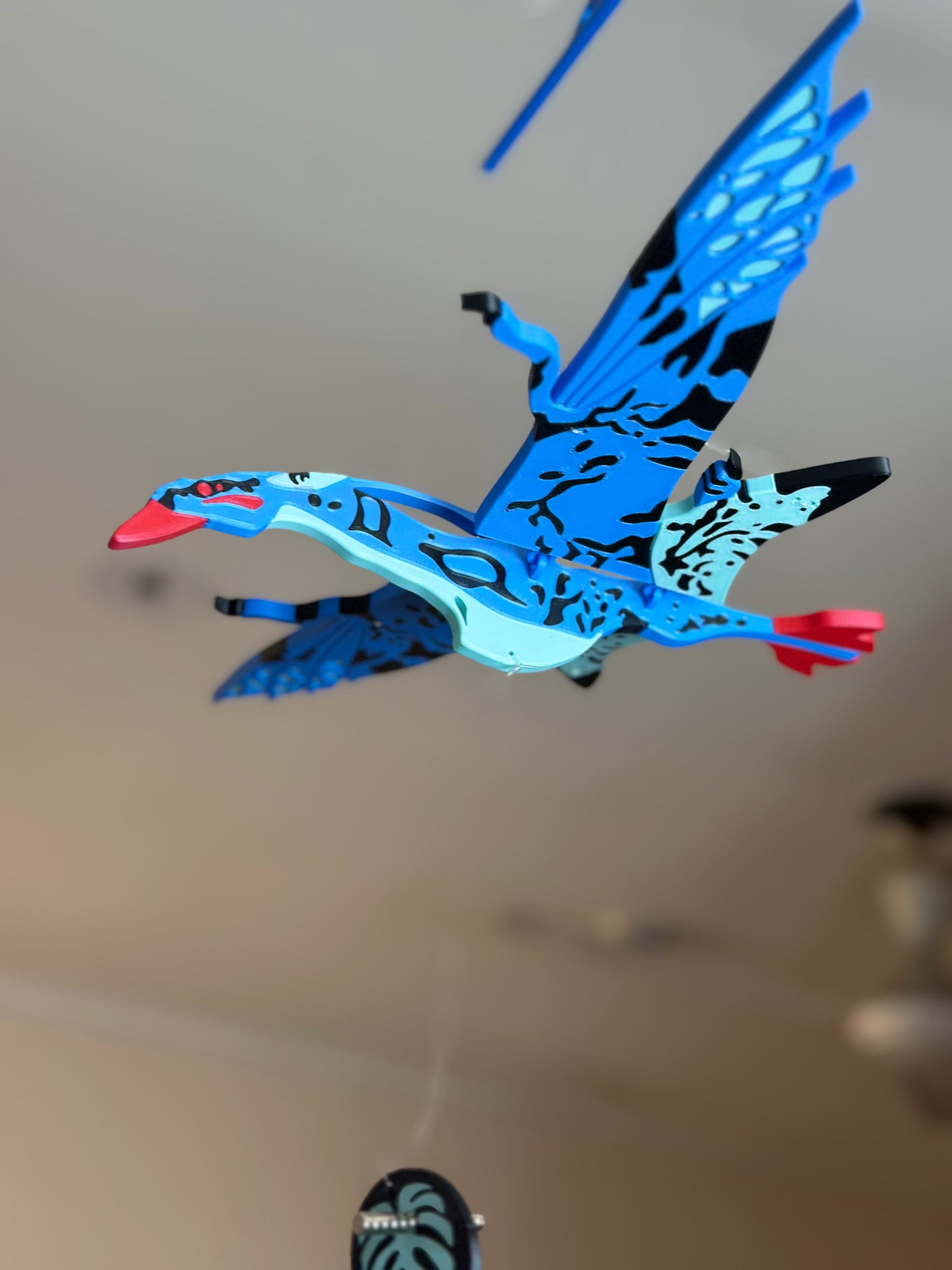 Sky Hunter Flying Ikran Avatar Creature Wind Chime – Hanging Decor for Home & Kids Room